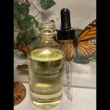 Load image into Gallery viewer, African Musk -4oz Glass bottle Fragrance Oil